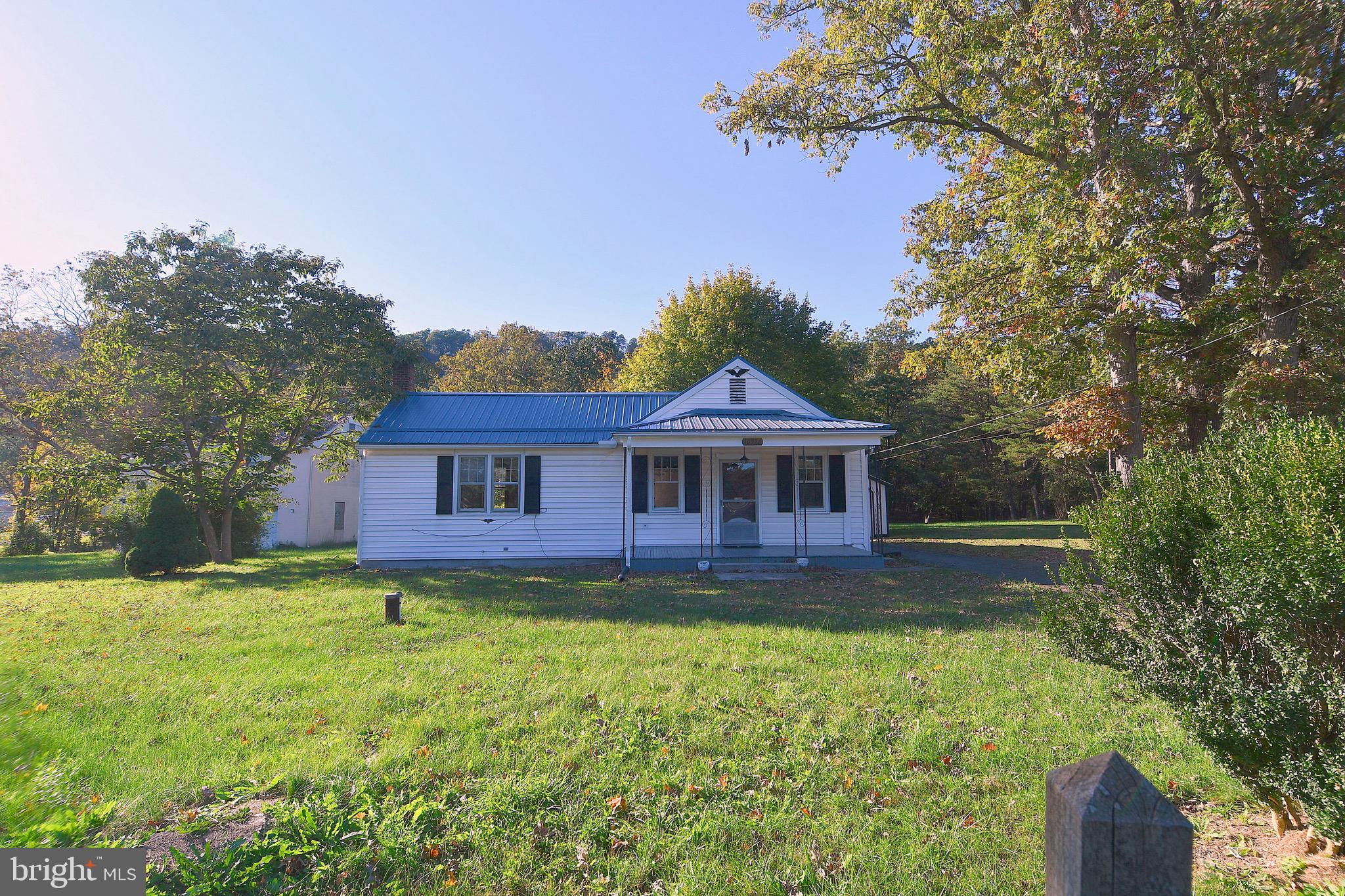 10976 Valley Road Berkeley Springs, WV 25411 - Photo 29 of 30