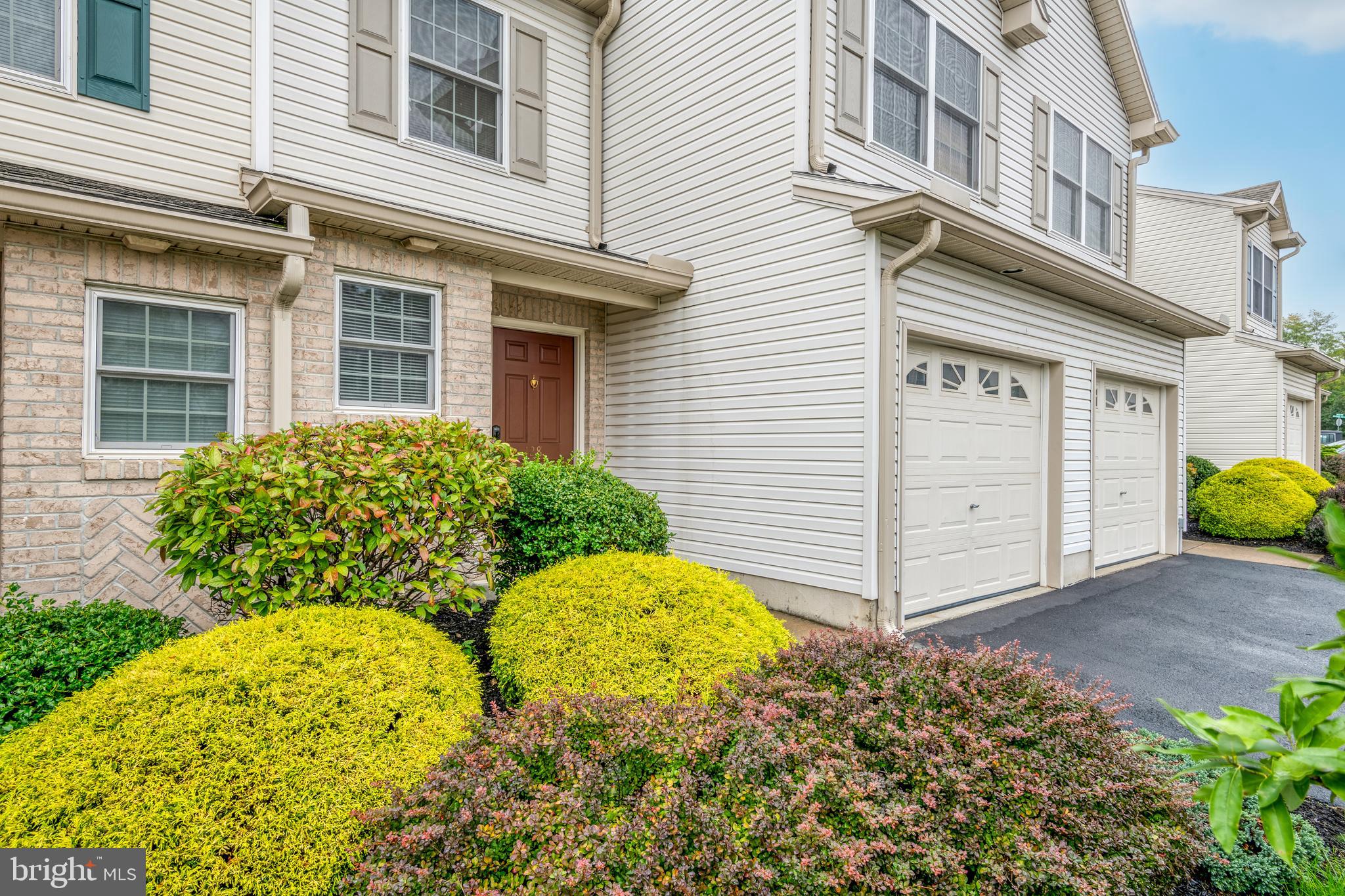 128 Oaklea Road Harrisburg, PA 17110 - Photo 3 of 33 Gallery Image 3