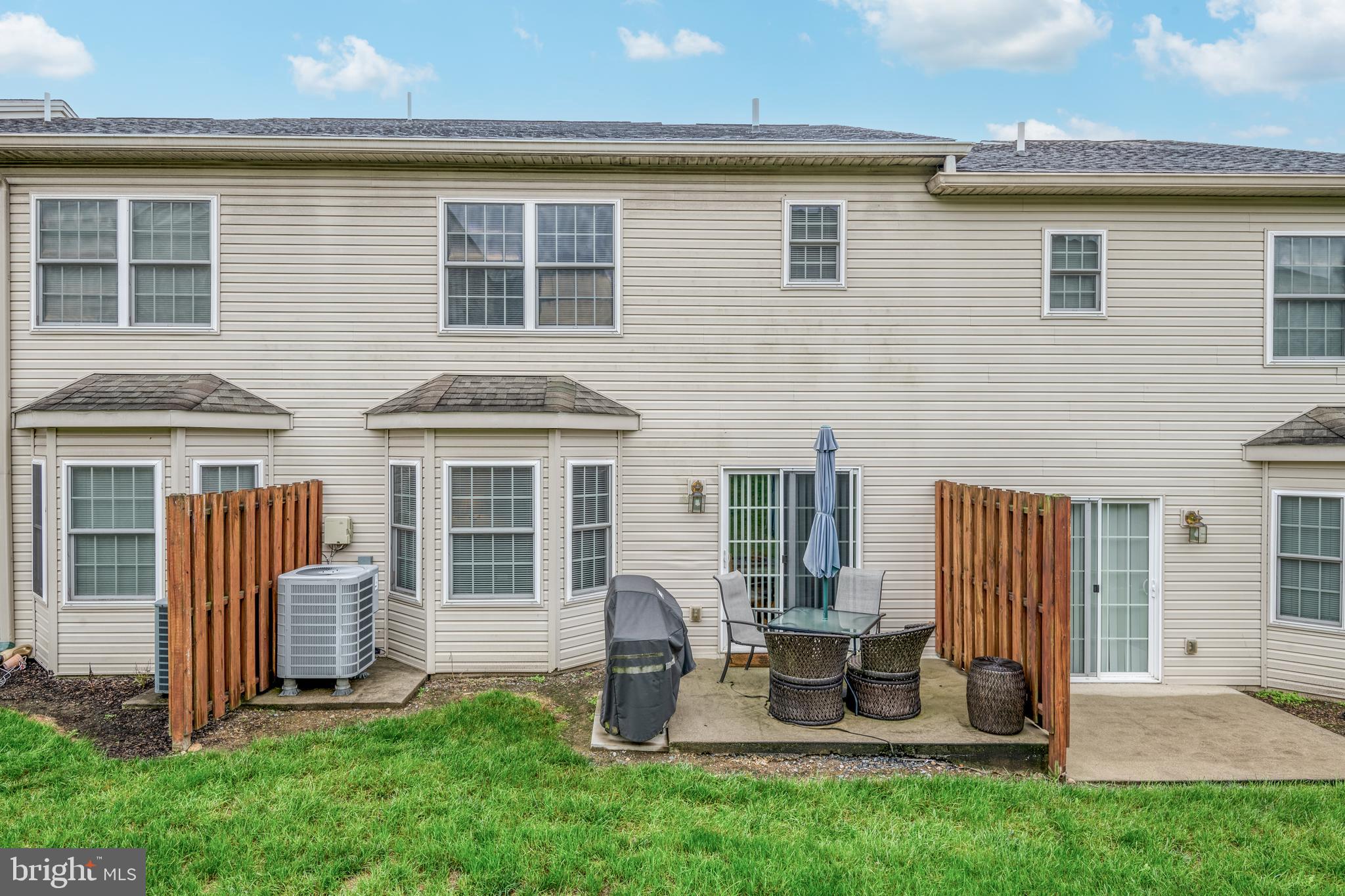 128 Oaklea Road Harrisburg, PA 17110 - Photo 4 of 33 Gallery Image 4
