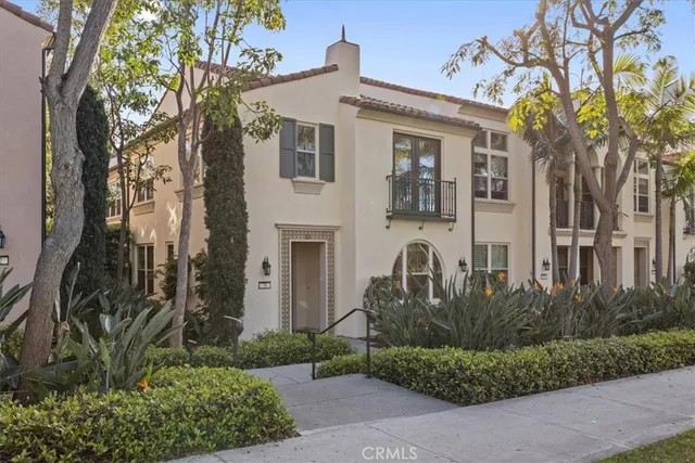 $1,598,000 | 70 City Stroll, Irvine, CA 92620