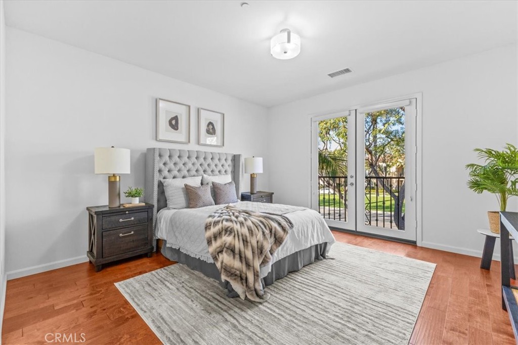 70 City Stroll Irvine, CA 92620 - Photo 15 of 33