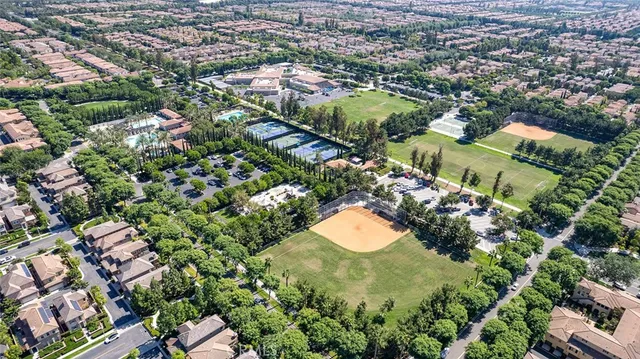 $1,598,000 | 70 City Stroll, Irvine, CA 92620