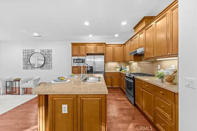 $1,598,000 | 70 City Stroll, Irvine, CA 92620