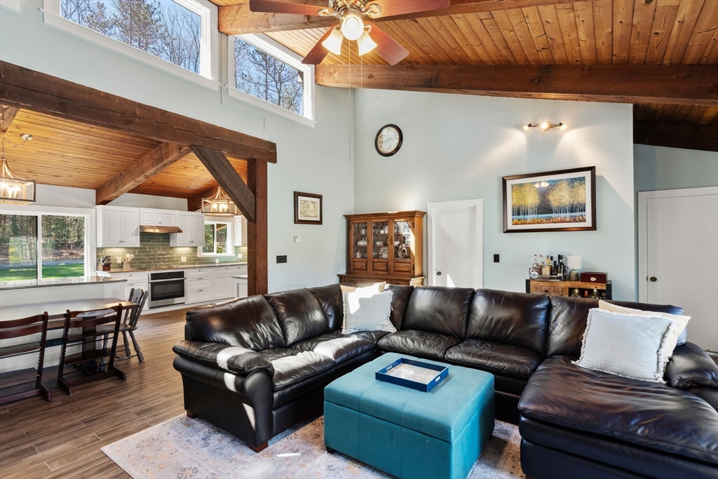 6 Cranberry Lane Hudson, MA 01749 - Photo 11 of 42