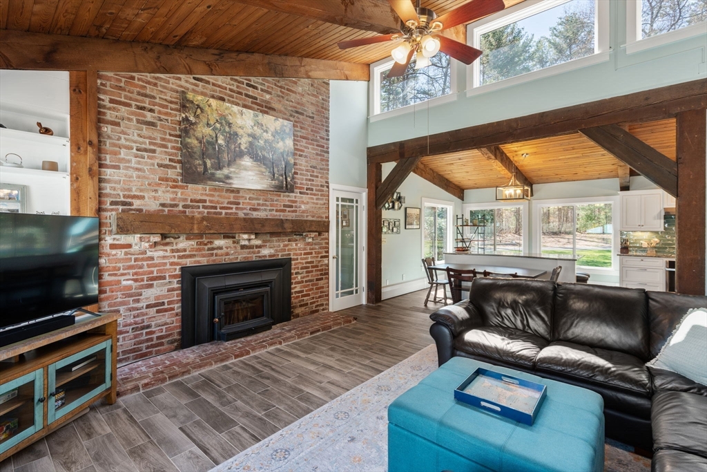 6 Cranberry Lane Hudson, MA 01749 - Photo 13 of 42