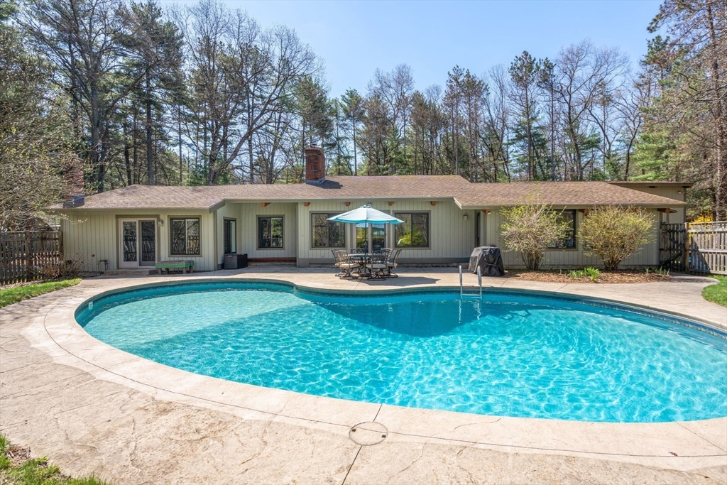 6 Cranberry Lane Hudson, MA 01749 - Photo 33 of 42
