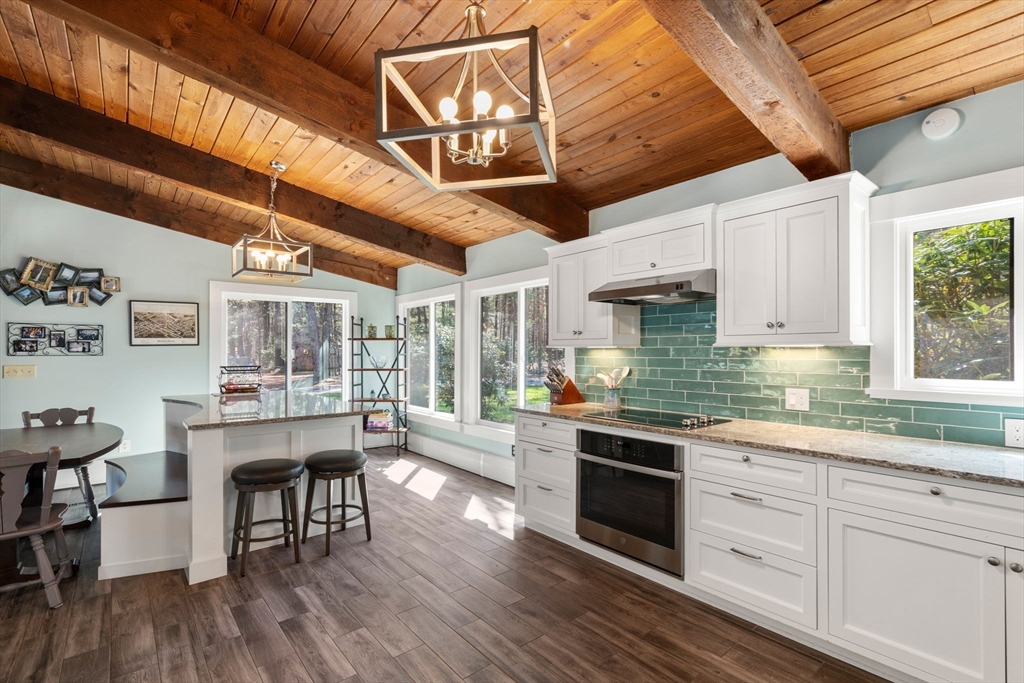 6 Cranberry Lane Hudson, MA 01749 - Photo 5 of 42