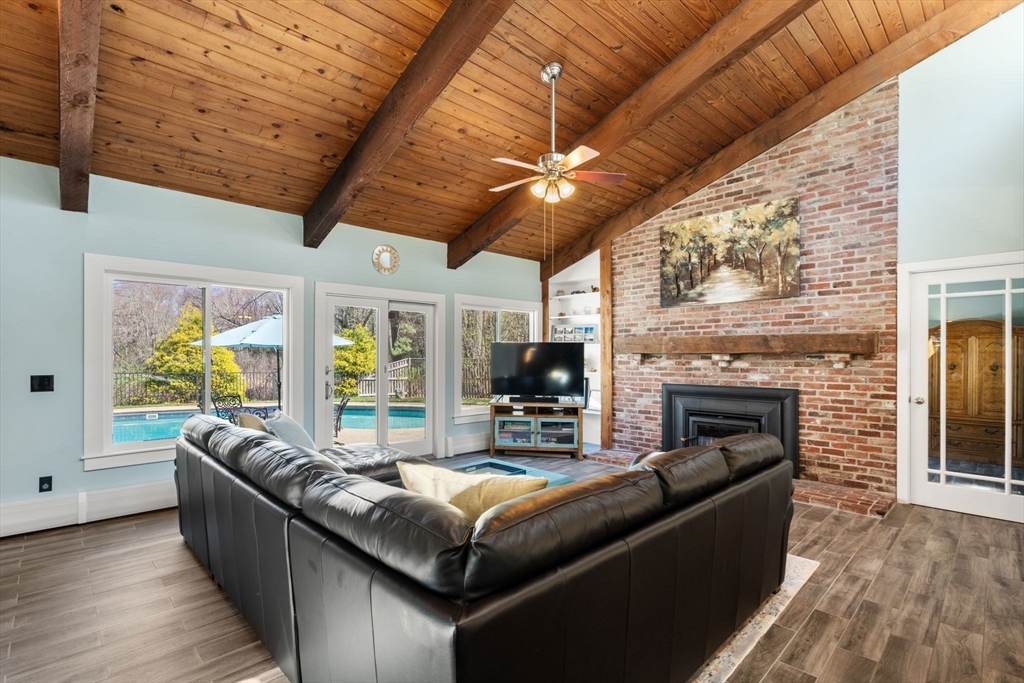6 Cranberry Lane Hudson, MA 01749 - Photo 10 of 42