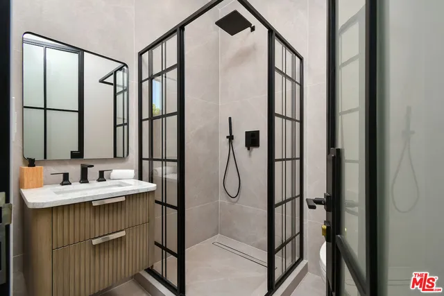 $6,495,000 | 112 South Valley Street, Burbank, CA 91505