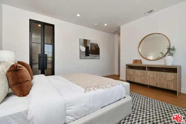 $6,495,000 | 112 South Valley Street, Burbank, CA 91505