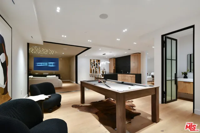 $6,495,000 | 112 South Valley Street, Burbank, CA 91505