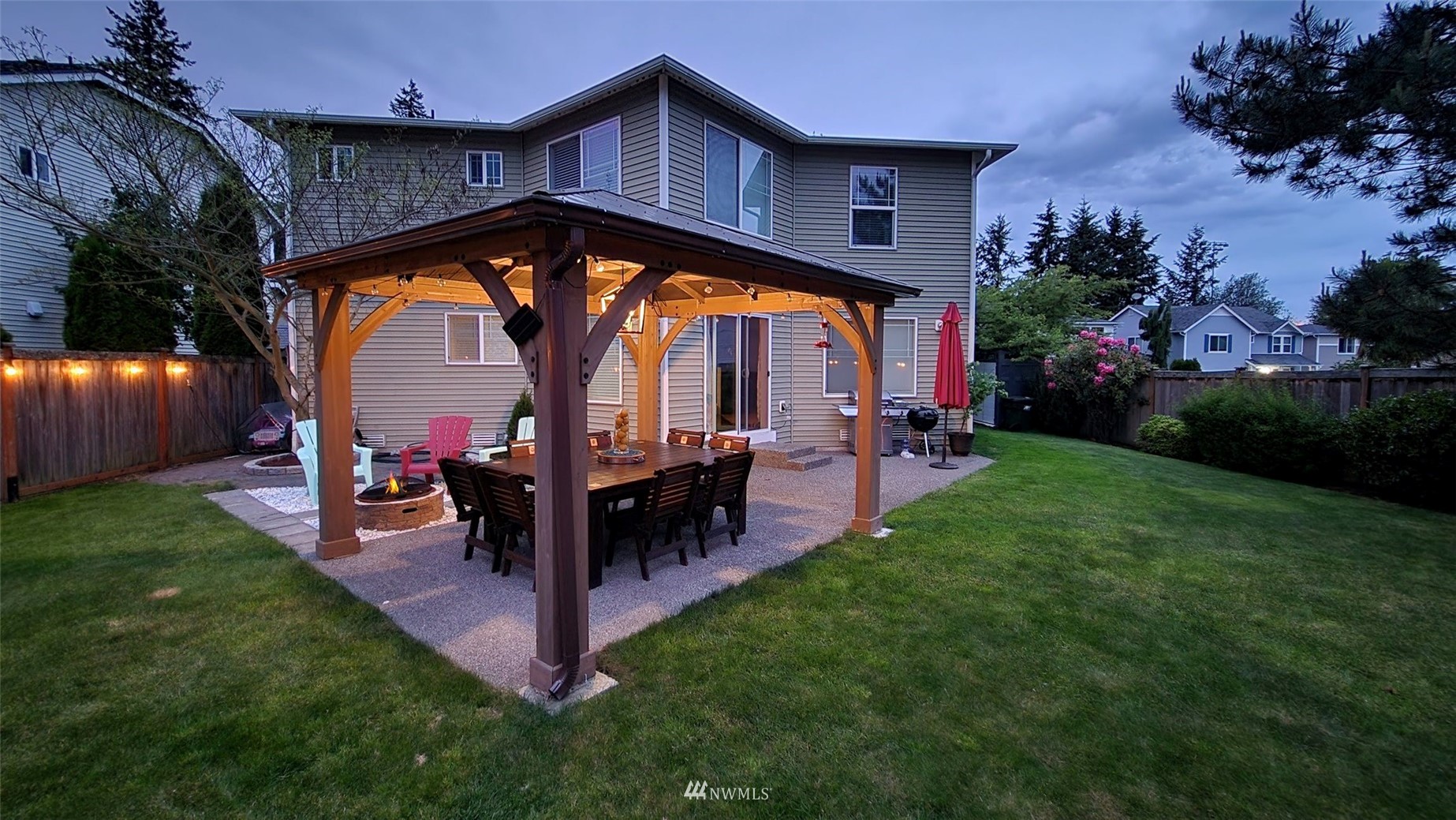 18054 168th Way Southeast Renton, WA 98058 - Photo 6 of 40 Gallery Image 6