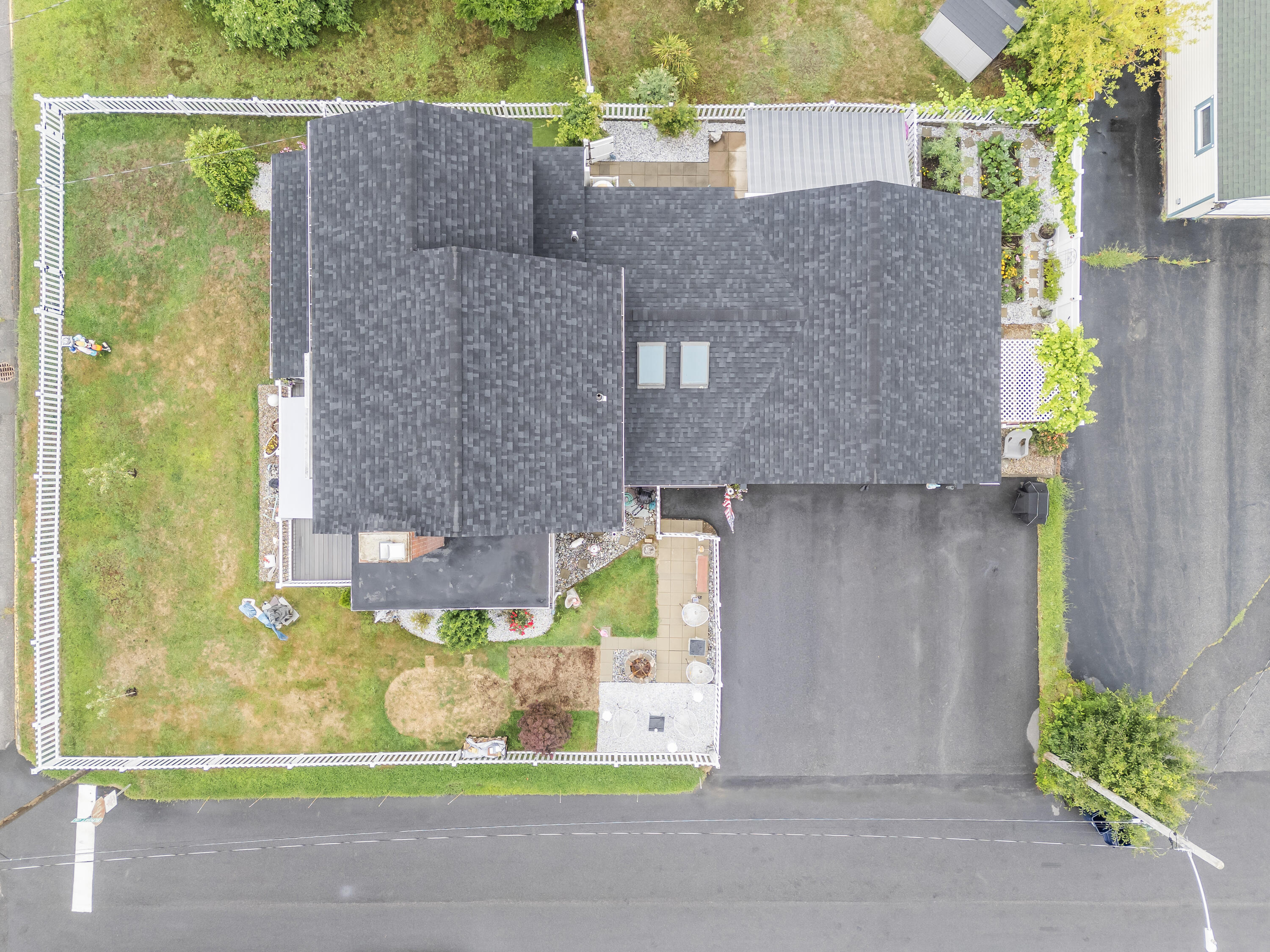180 Graham Street Biddeford, ME 04005 - Photo 4 of 61 Roof Replaced 2022