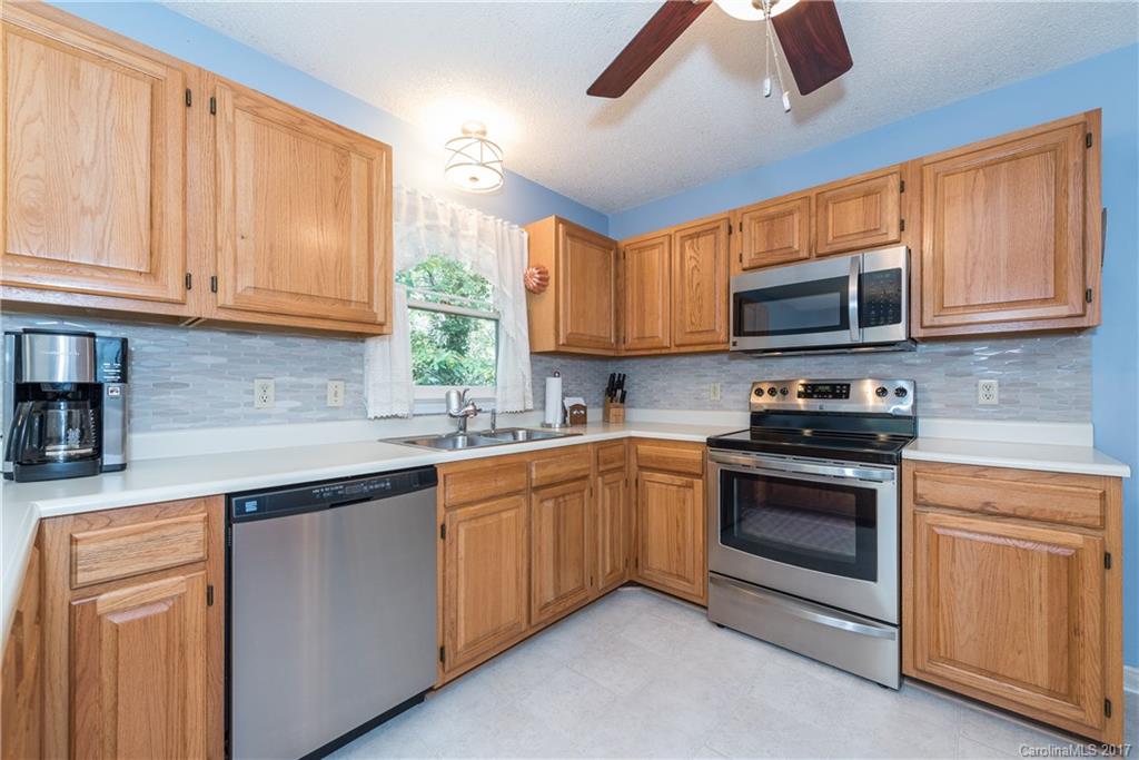 3087 Point Clear Drive, Unit 87 Tega Cay, SC 29708 - Photo 10 of 21 Gallery Image 10