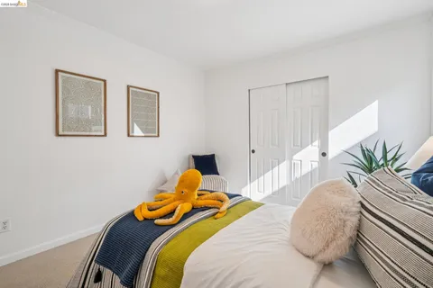 $1,049,000 | 6507 Heather Ridge Way, Oakland, CA 94611