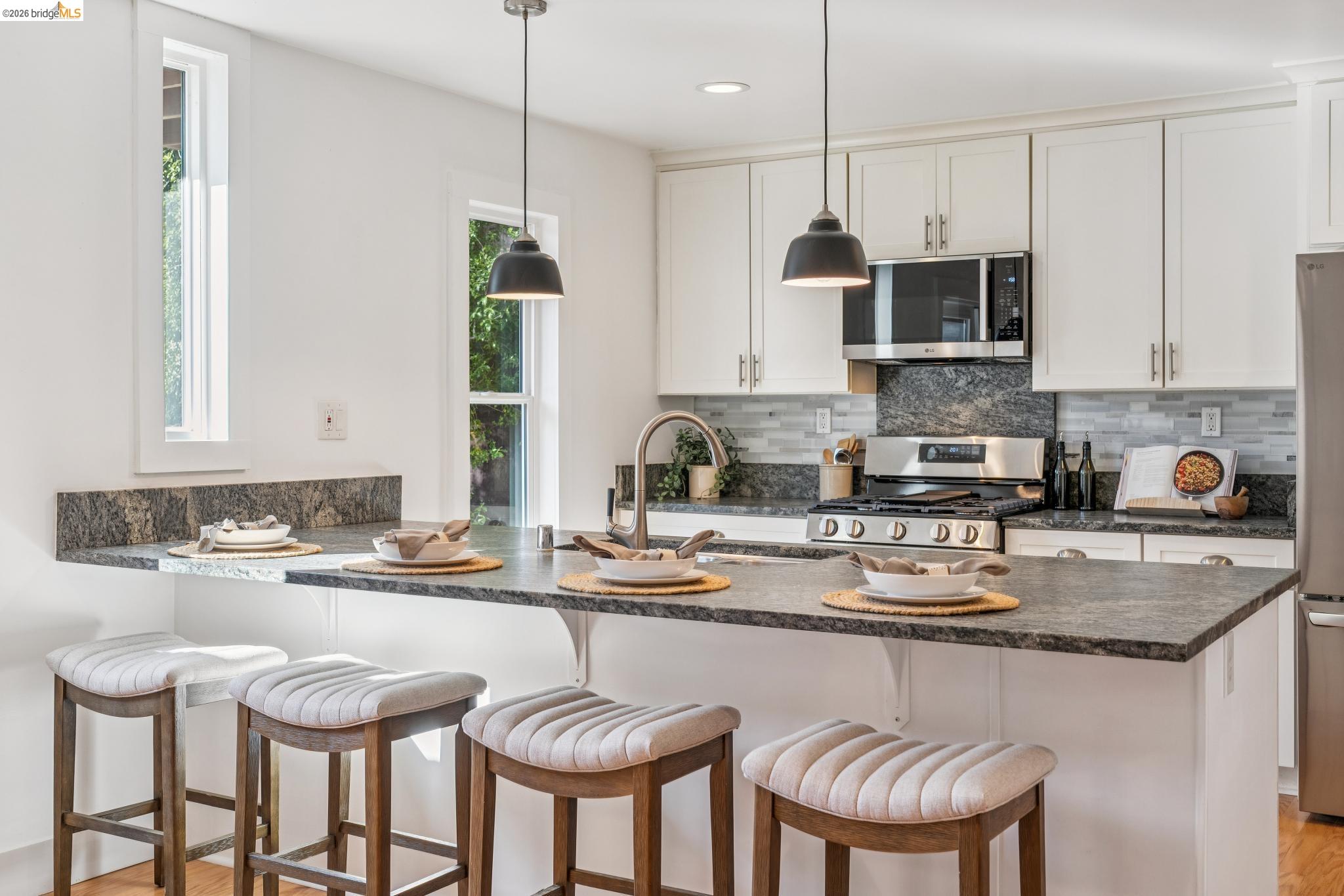 6507 Heather Ridge Way Oakland, CA 94611 - Photo 48 of 49