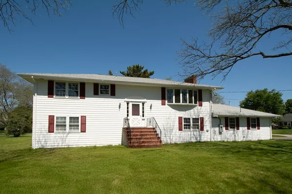 $750,000 | 29 Country Club Circle, Scituate, MA 02066