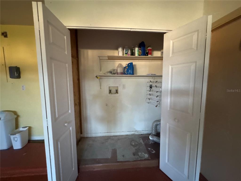 5440 Southwest 100th Loop Ocala, FL 34476 - Photo 28 of 37 a view of water heater room