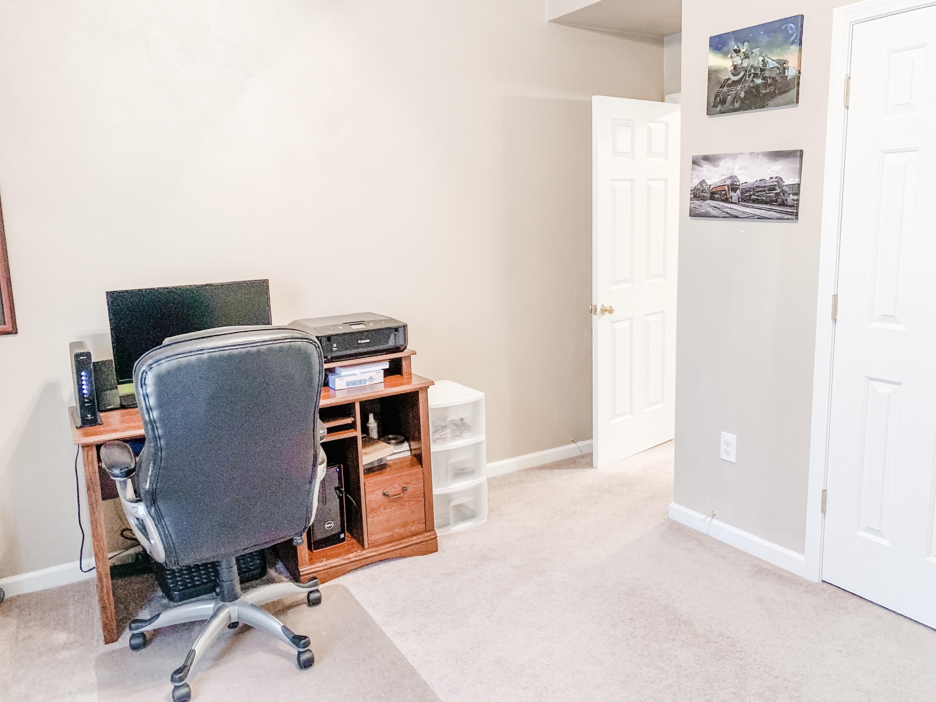 4242 Daugherty Road Salem, VA 24153 - Photo 23 of 40