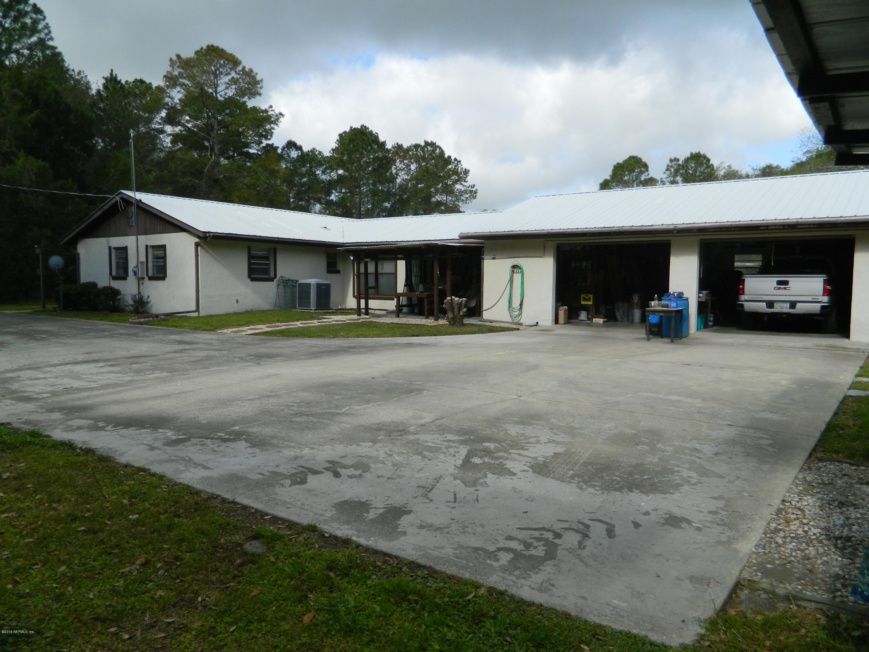 114 Ivey Road San Mateo, FL 32187 - Photo 1 of 23 DSCN1907.JPG