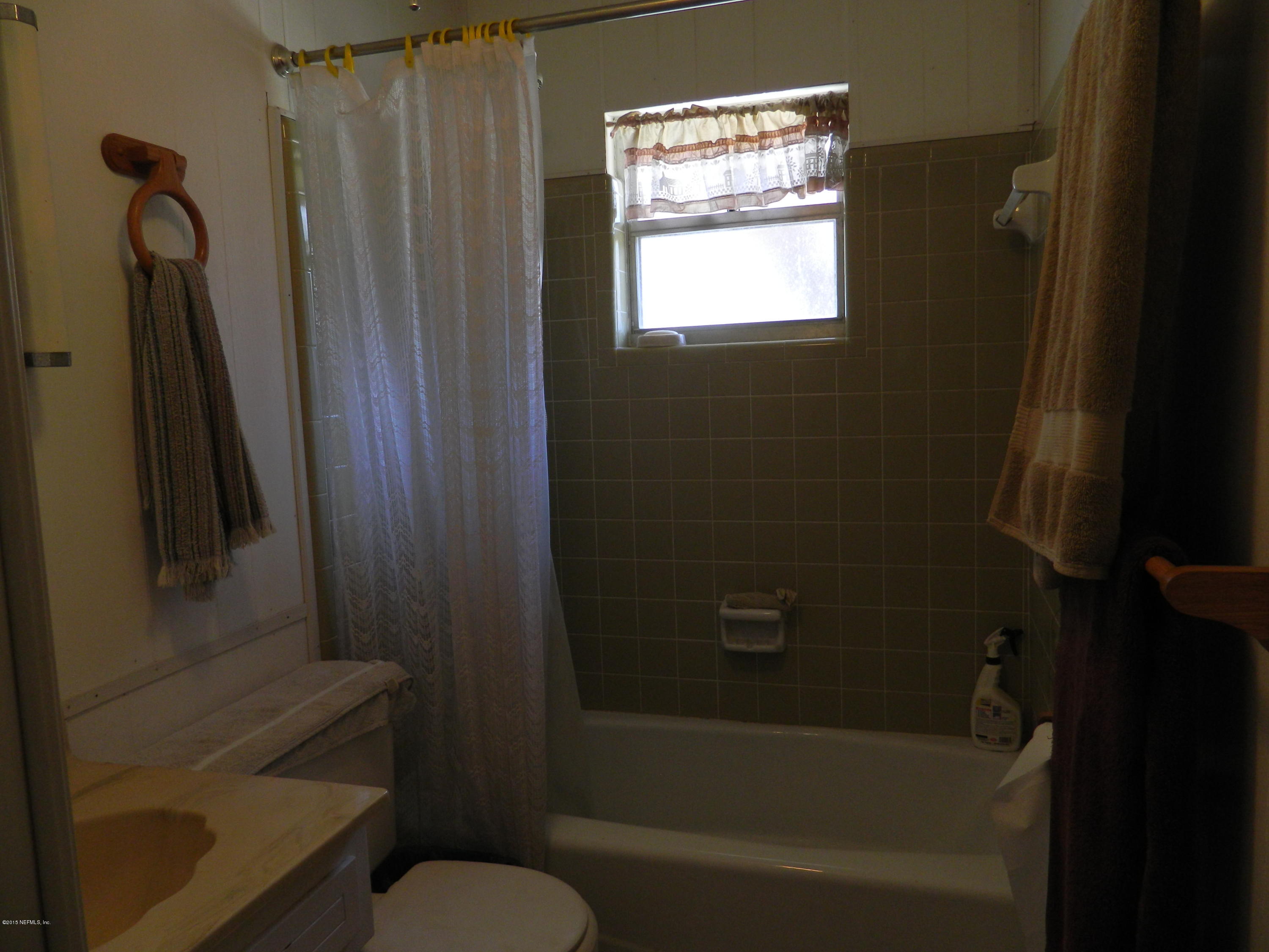 114 Ivey Road San Mateo, FL 32187 - Photo 14 of 23 DSCN1918.JPG