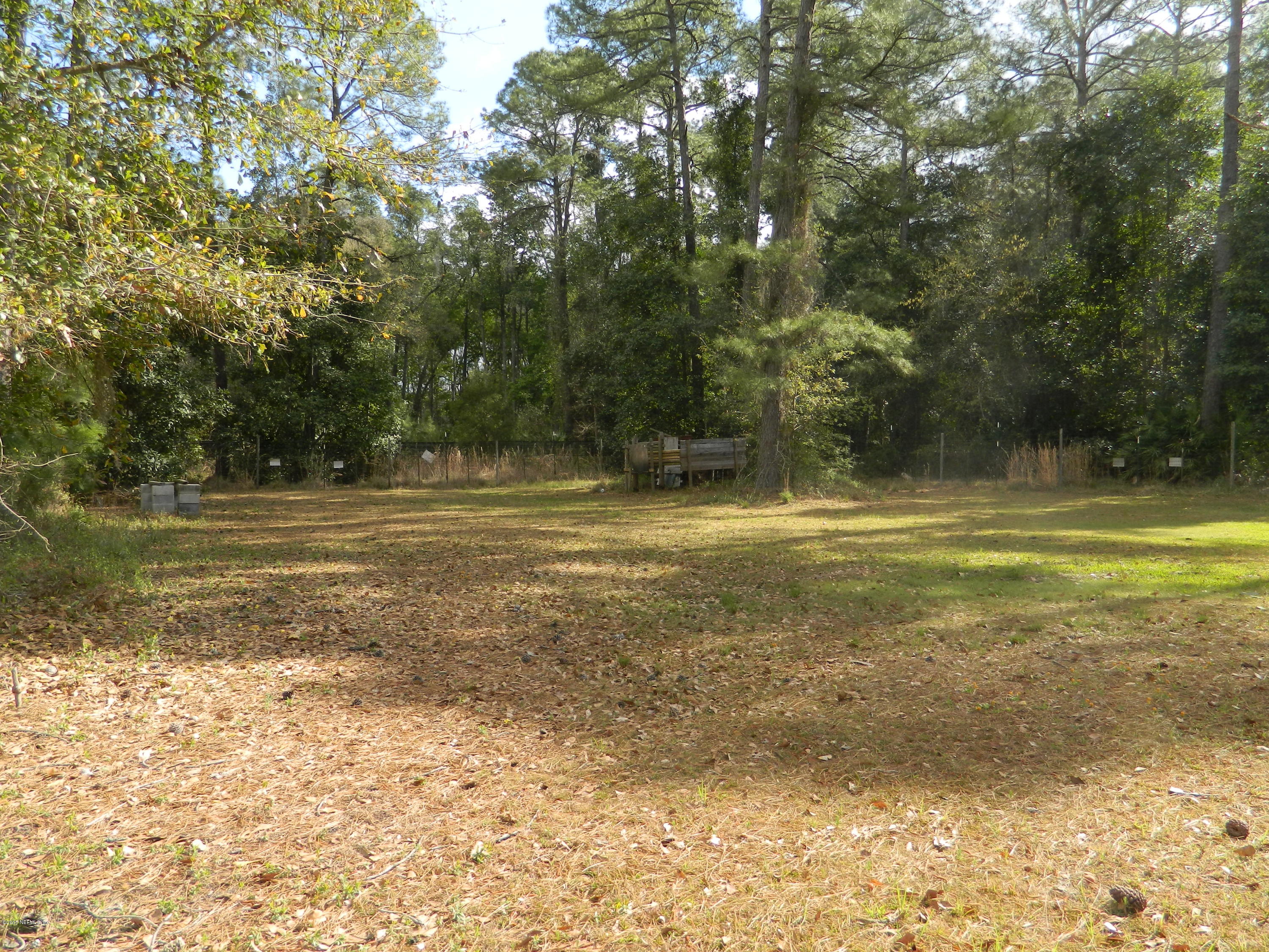 114 Ivey Road San Mateo, FL 32187 - Photo 2 of 23 DSCN1905.JPG