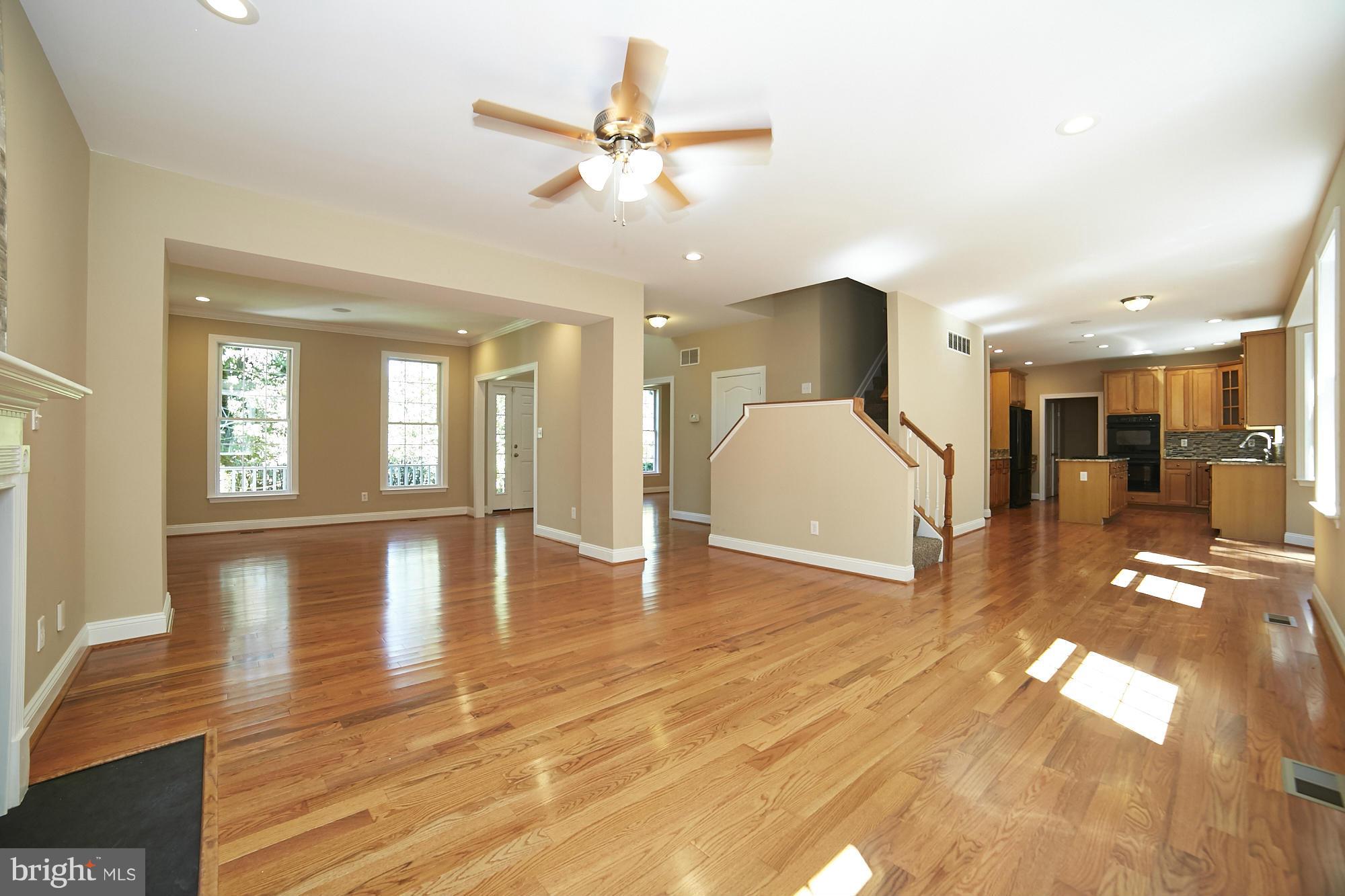 9633 Magledt Road Baltimore, MD 21234 - Photo 8 of 30 Family Room, Living Room and Kitchen
