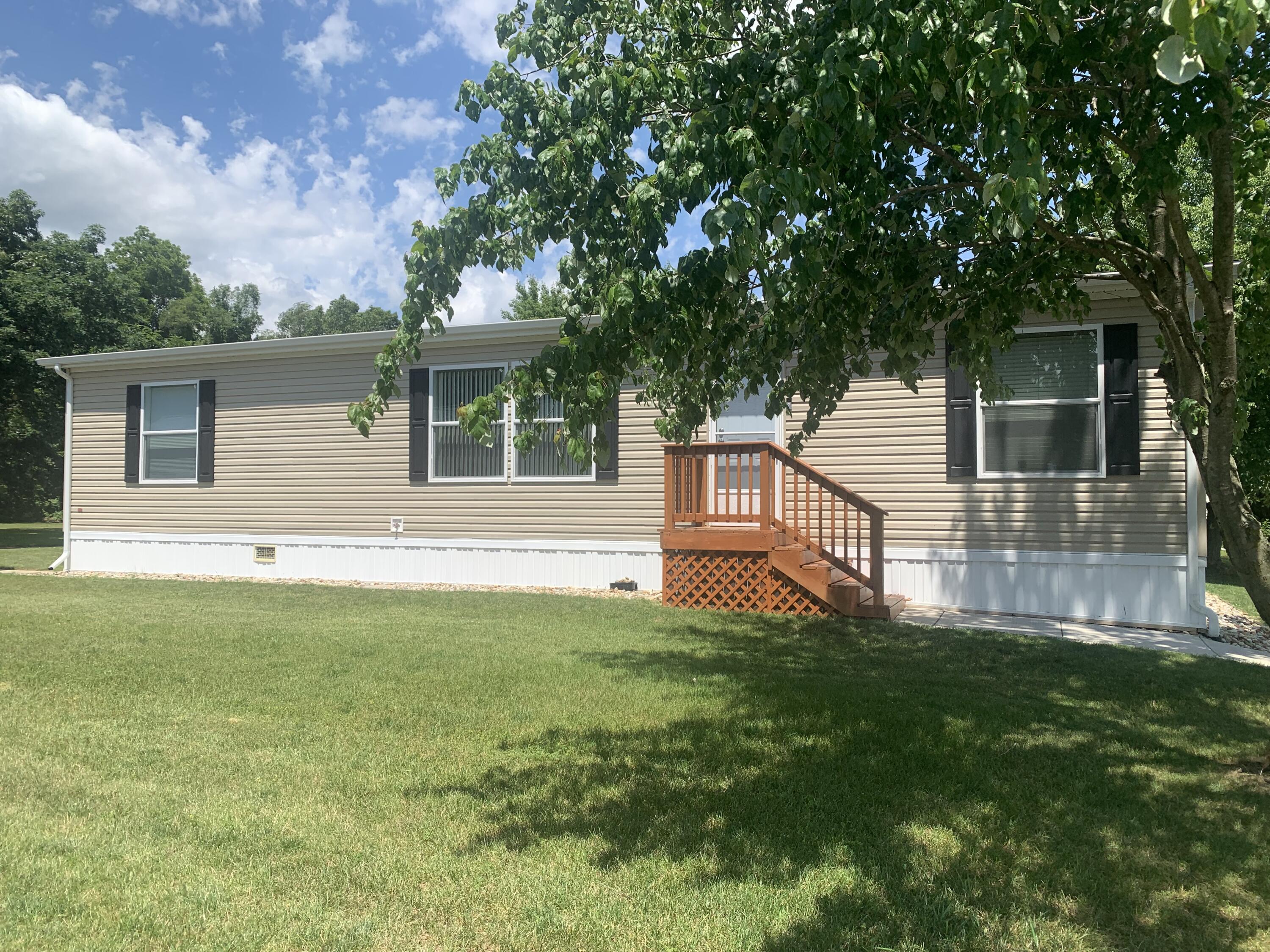 1238 Shiawassee River Road Three Rivers, MI 49093 - Photo 25 of 30 IMG_2647