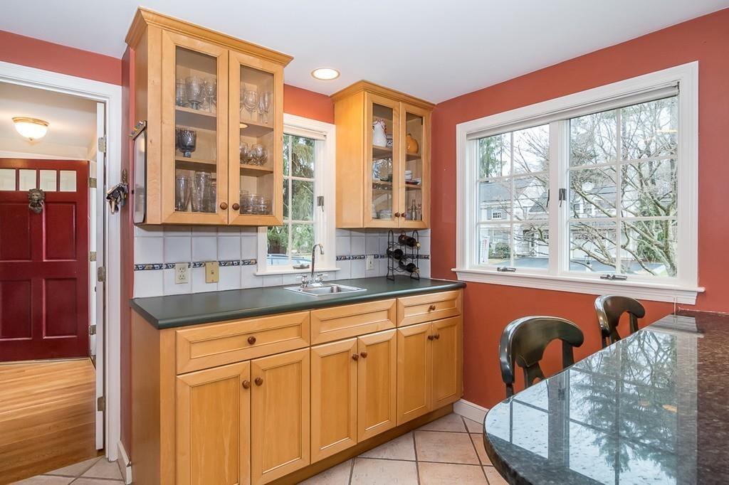 54 Radcliffe Road Wellesley, MA 02482 - Photo 8 of 18 Gallery Image 8