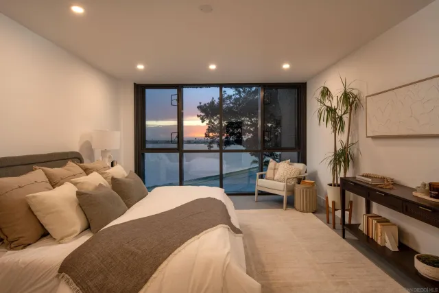 $2,299,000 | 3940 Gresham Street, Unit 251, San Diego, CA 92109