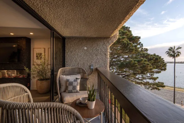 $2,299,000 | 3940 Gresham Street, Unit 251, San Diego, CA 92109