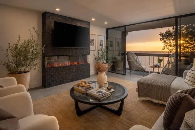 $2,299,000 | 3940 Gresham Street, Unit 251, San Diego, CA 92109