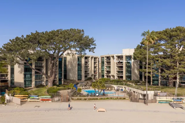 $2,299,000 | 3940 Gresham Street, Unit 251, San Diego, CA 92109