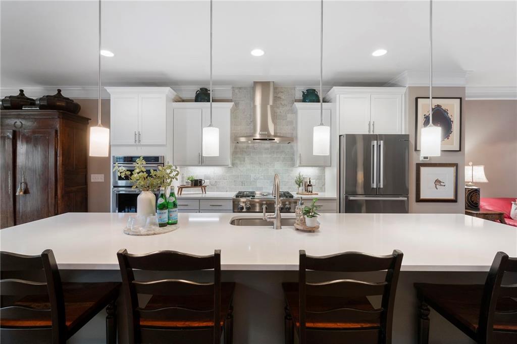 653 Hanlon Way Alpharetta, GA 30009 - Photo 8 of 43