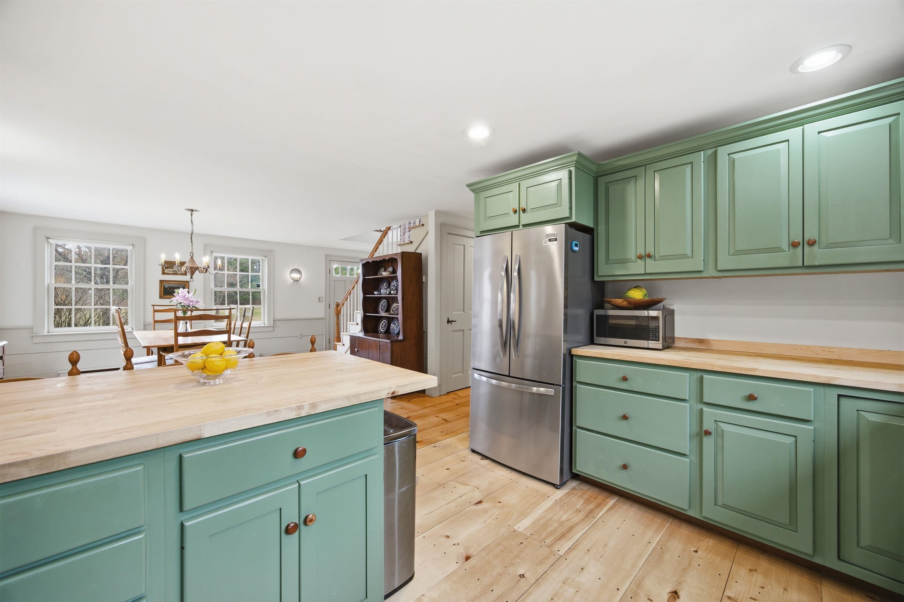 601 Cadwell Road Thetford, VT 05043 - Photo 7 of 45