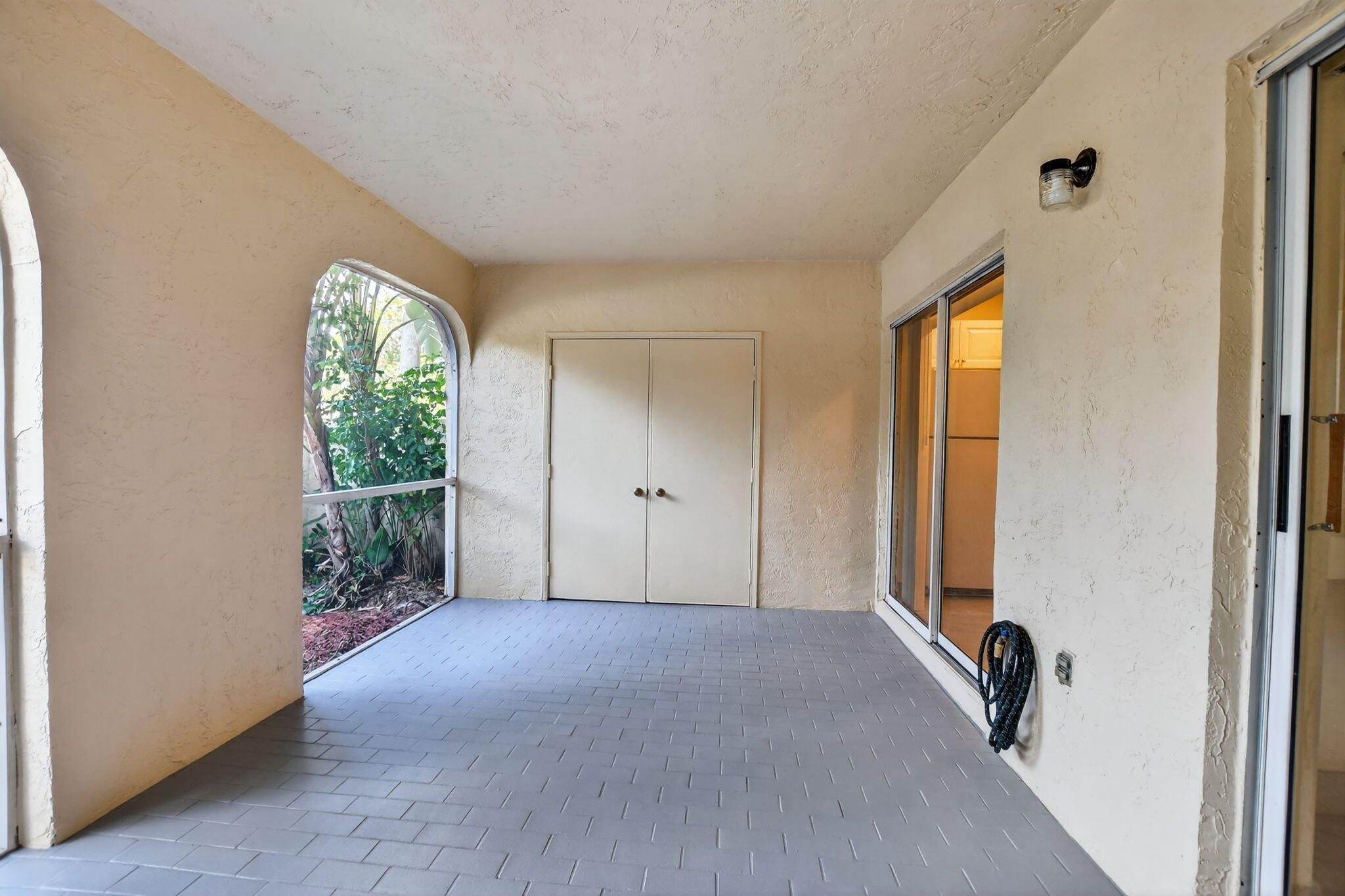 6695 Via Regina Boca Raton, FL 33433 - Photo 13 of 35 patio