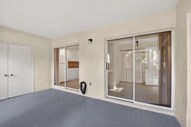 $3,400 | 6695 Via Regina, Boca Raton, FL 33433