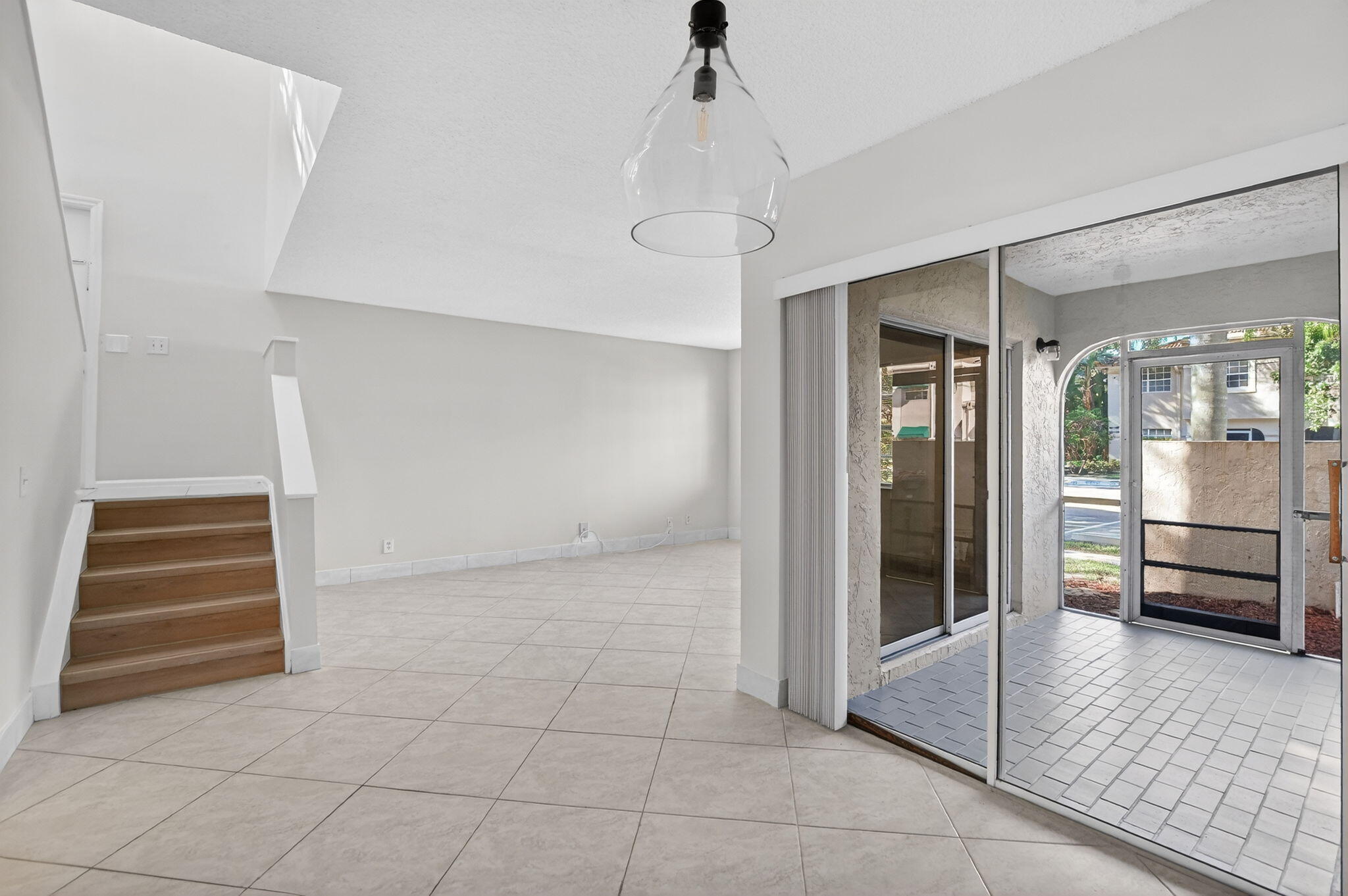 6695 Via Regina Boca Raton, FL 33433 - Photo 9 of 35 dining room