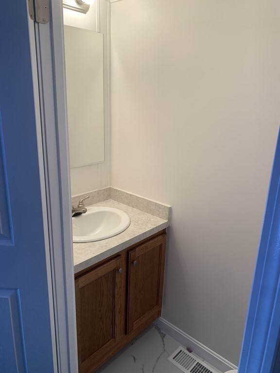 557 Southwest Cutoff, Unit 38 Worcester, MA 01607 - Photo 16 of 20 Gallery Image 16