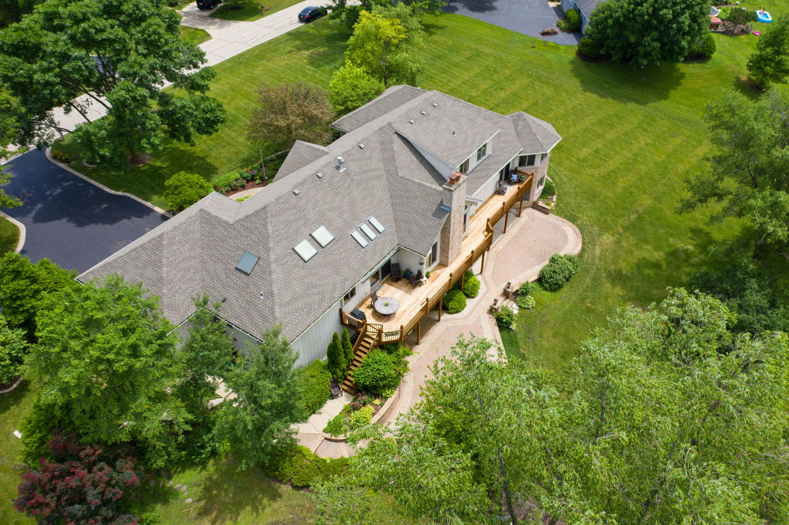 2214 Shetland Road Inverness, IL 60010 - Photo 36 of 39