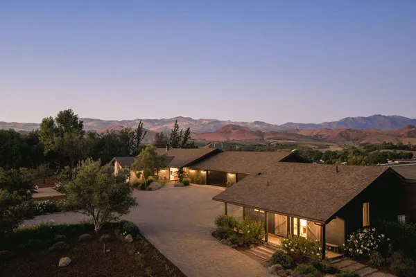 $6,000,000 | 5501 Baseline Avenue, Santa Ynez, CA 93460