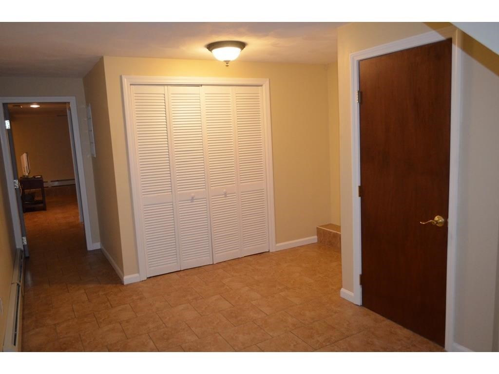 82 Angell Road Narragansett, RI 02882 - Photo 16 of 25
