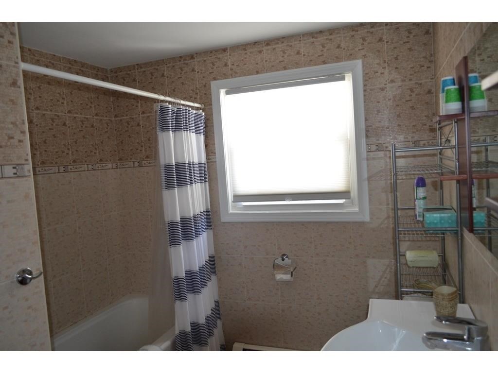 82 Angell Road Narragansett, RI 02882 - Photo 20 of 25
