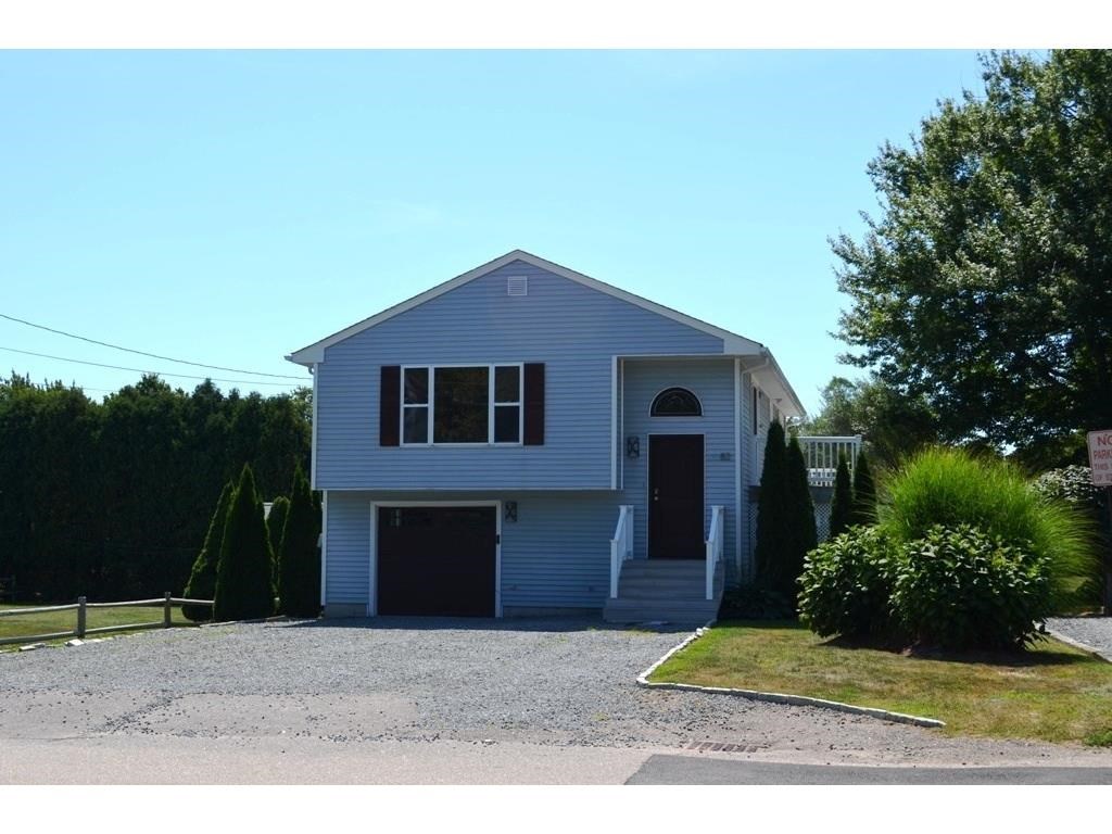 82 Angell Road Narragansett, RI 02882 - Photo 2 of 25