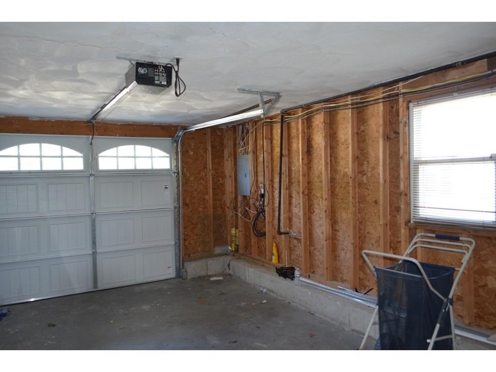 82 Angell Road Narragansett, RI 02882 - Photo 21 of 25