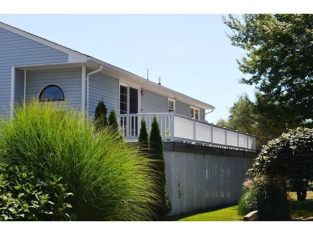 82 Angell Road Narragansett, RI 02882 - Photo 3 of 25