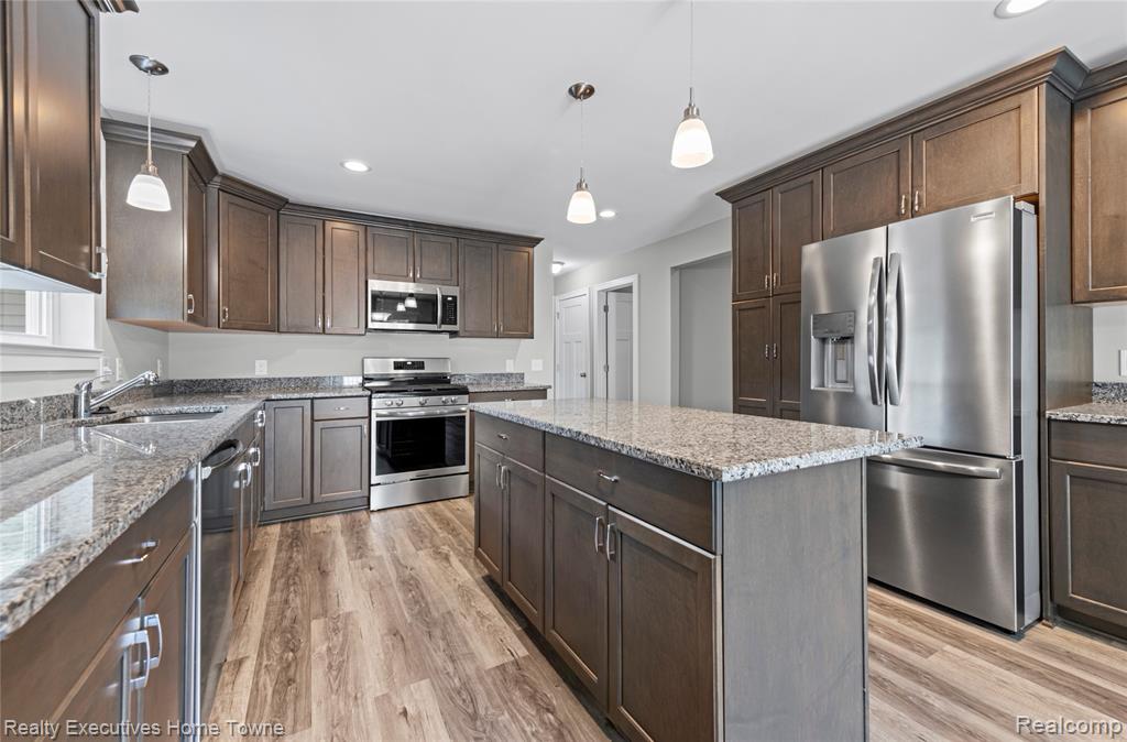 4429 River Road East China, MI 48054 - Photo 13 of 35