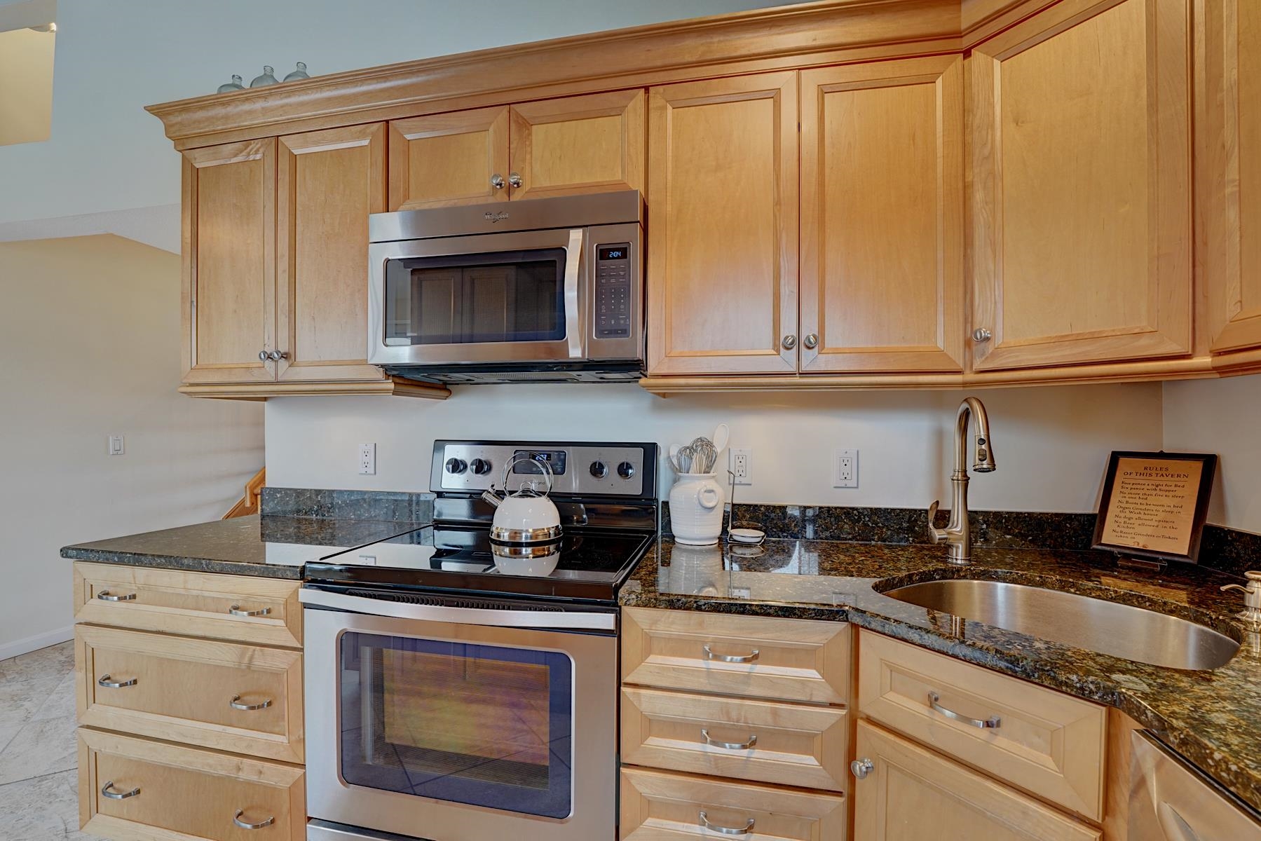 943 Ocean Boulevard, Unit 21 Hampton, NH 03842 - Photo 15 of 32