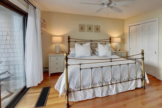 $780,000 | 943 Ocean Boulevard, Unit 21, Hampton, NH 03842