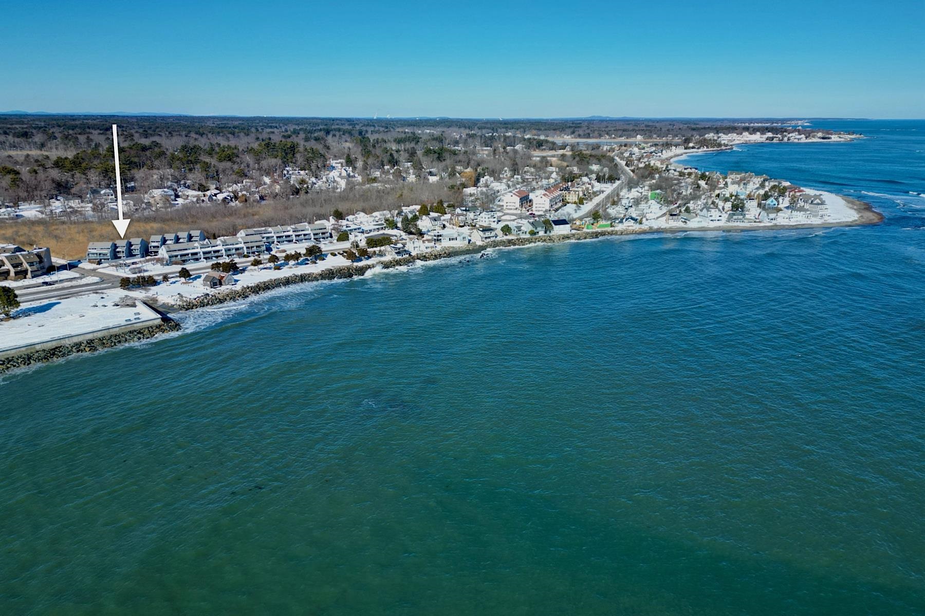 943 Ocean Boulevard, Unit 21 Hampton, NH 03842 - Photo 4 of 32